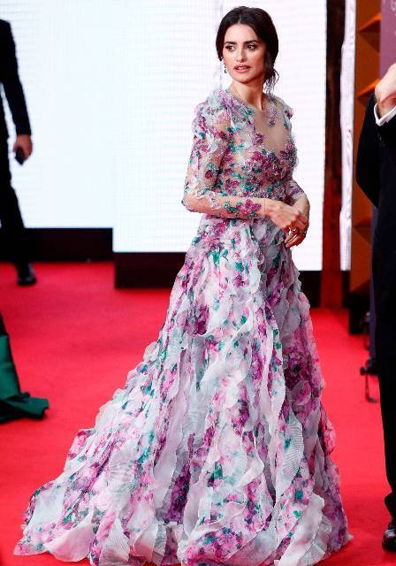 premios-goya-2020-penelope-cruz_6ae8e773_1280x1828